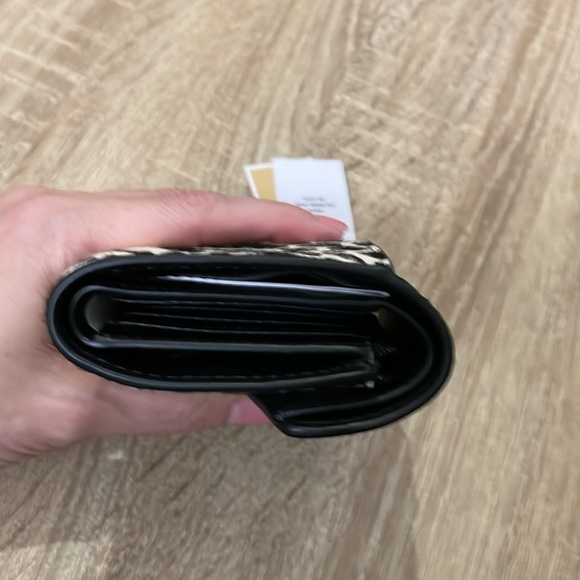 NEW Michael Kors Hamilton Animal Print Satchel and Wallet - Picture 15 of 16